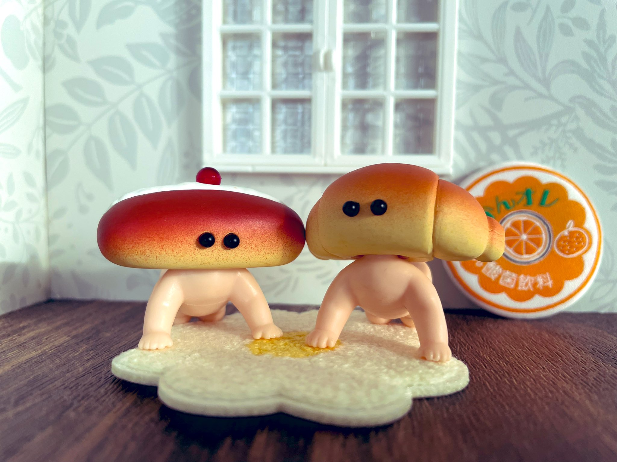 Stasto カプセルおもちゃ面白いパンケッツパンヘッドベビ - Baby Products Cream のレビューと価格